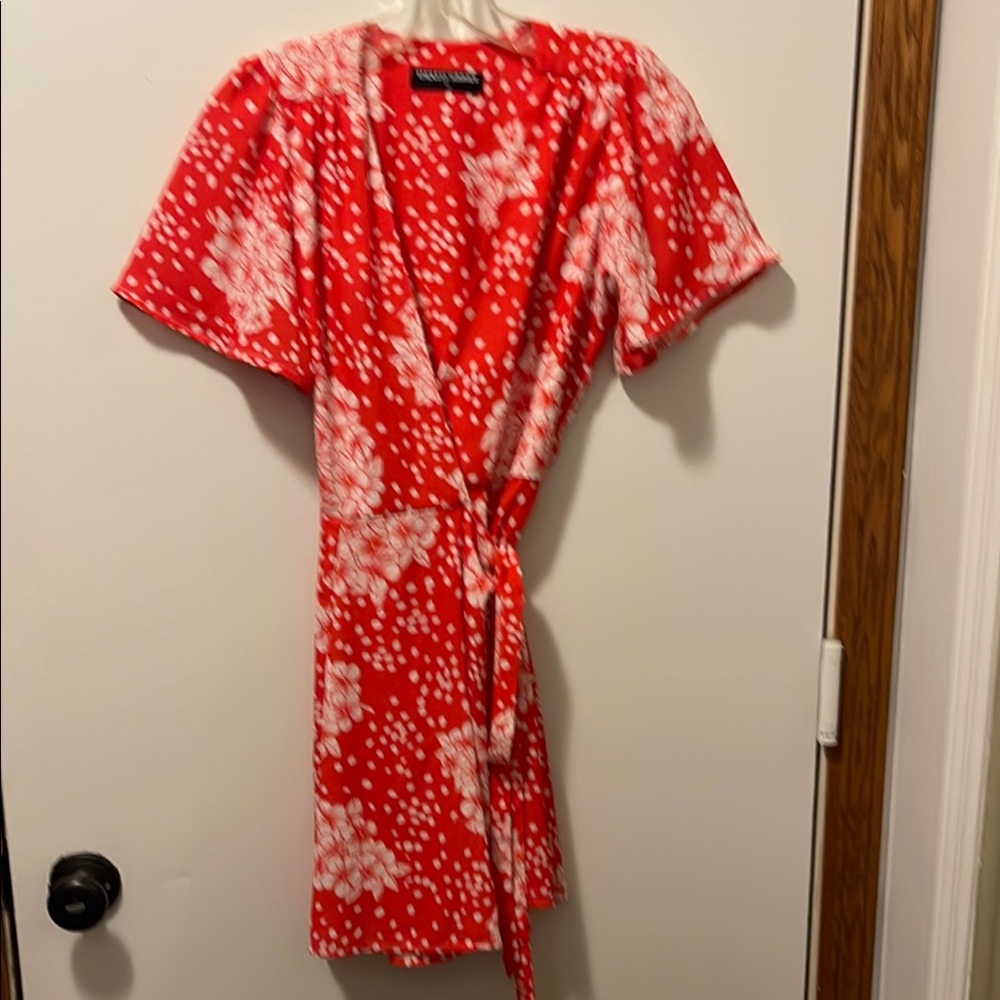 Endless Summer Orange same White Floral Flutter Sleeve Wrap Dress XS